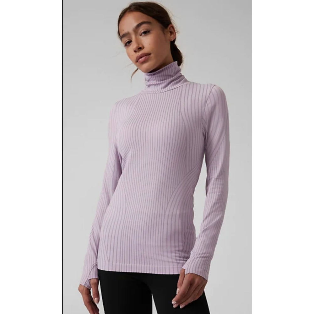 Athleta Womens Flurry Endeavor Turtleneck Size XL Purple Base Layer Outdoors